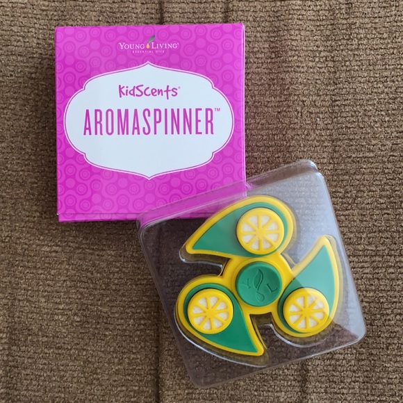 NIB Young Living KidScents Aromaspinner